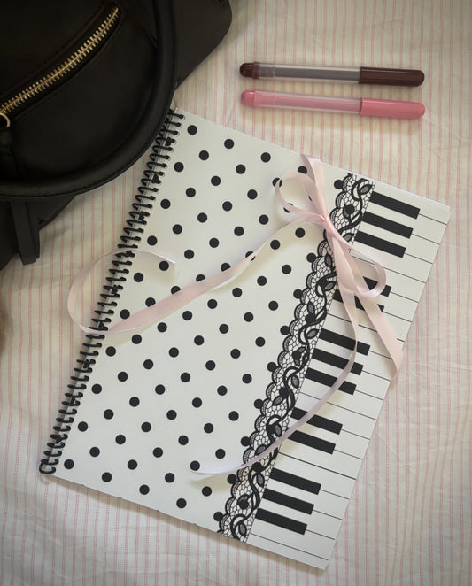 CLASSIC POLKA DOT NOTEBOOK